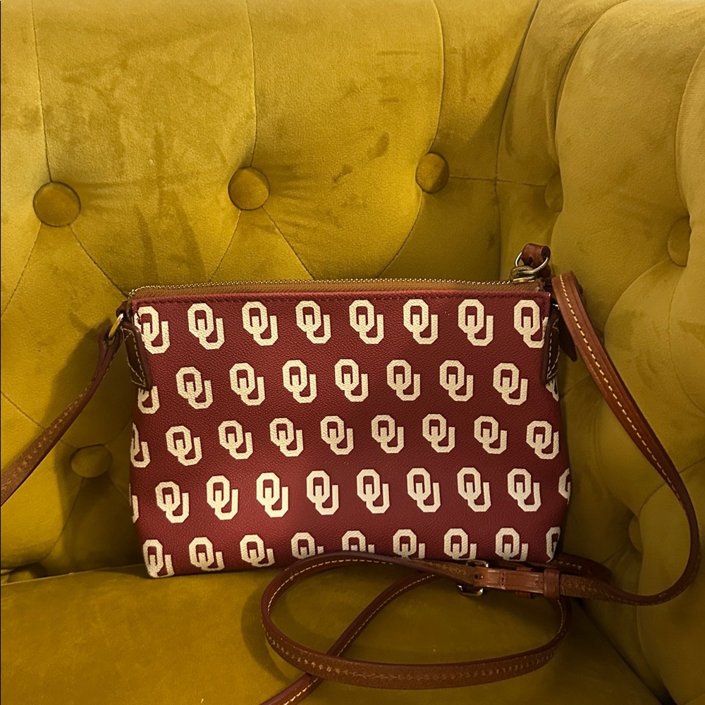 Dooney & Bourke OU Sooners Crossbody - Picture 4 of 8